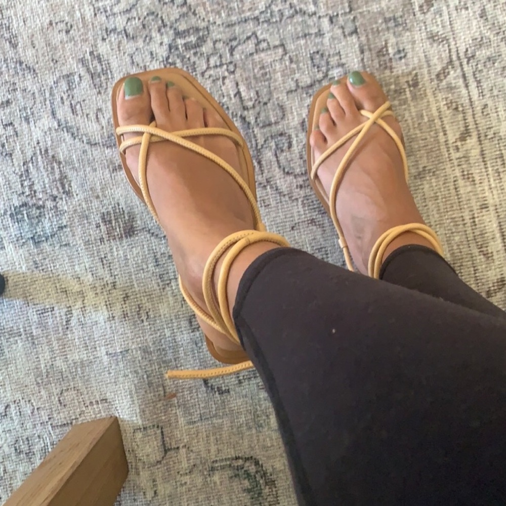 LoQ Ara Dune Leather Lace Up Strap Sandals - Picture 2 of 7